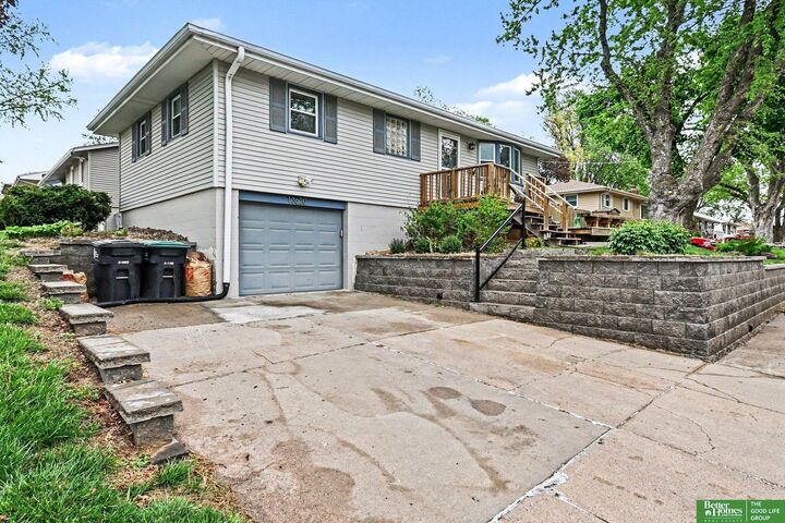 Property Photo:  13620 Oak Street  NE 68144 