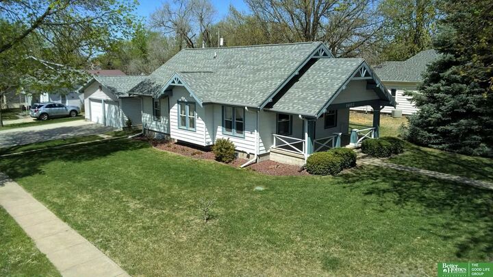 Property Photo:  1603 N Nebraska Avenue  NE 68467 