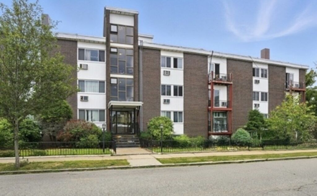 Property Photo:  101 Waite St D1  MA 02148 