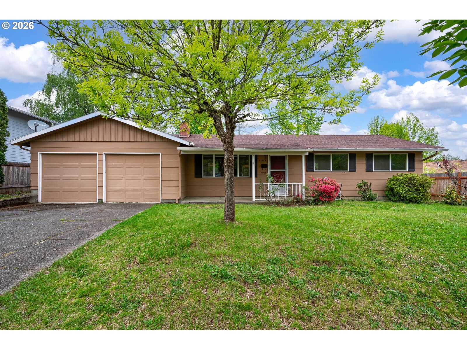 Property Photo: 11175 SW Blakeney St OR 97008