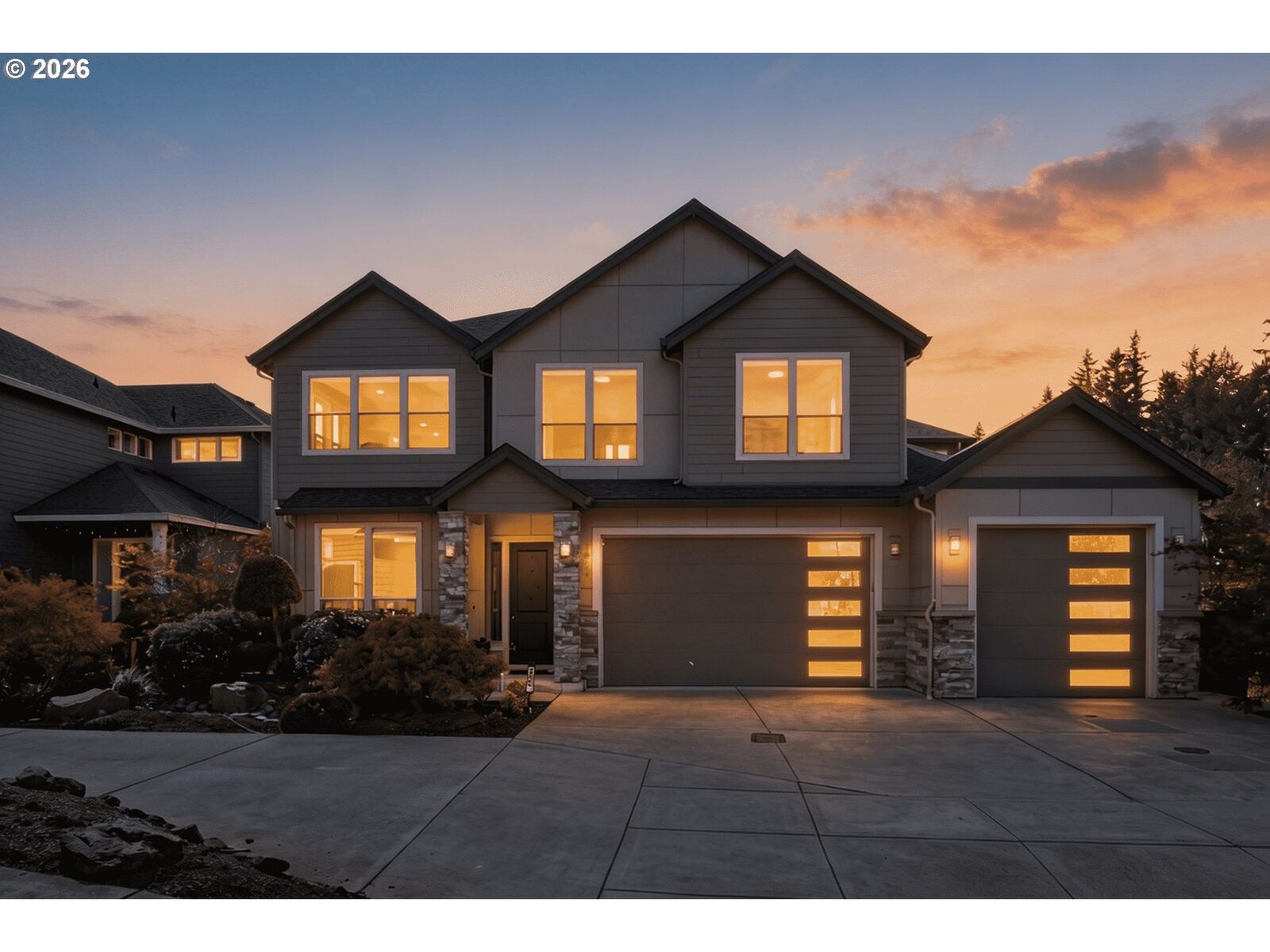Property Photo:  2036 NW 44th Ave  WA 98607 