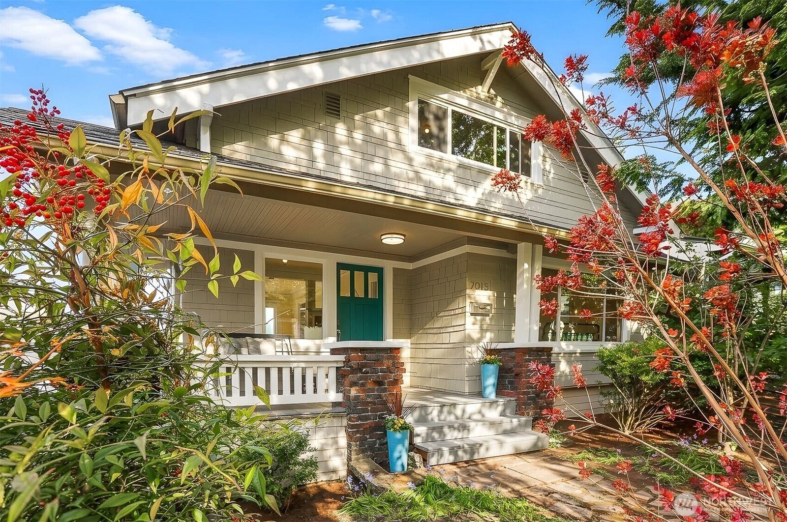 Property Photo:  7015  2nd Avenue NW  WA 98117 