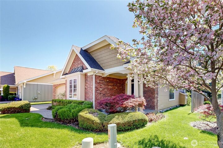 Property Photo:  950 SE Creekside Drive  WA 99324 