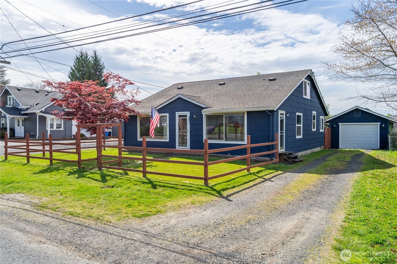 Property Photo:  821  Marsh Avenue  WA 98531 