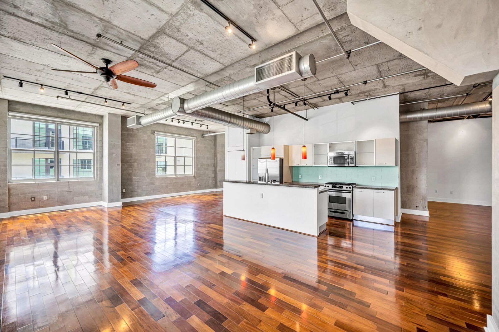 Property Photo:  411 NW 1st Avenue NW 601  FL 33301 