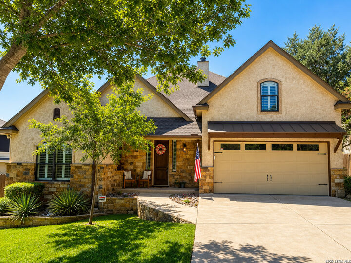 Property Photo:  412 Elmwood Dr  TX 78130 