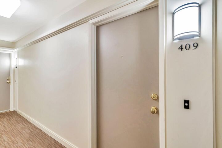 Property Photo:  802 North Delaware Street 409  CA 94401 