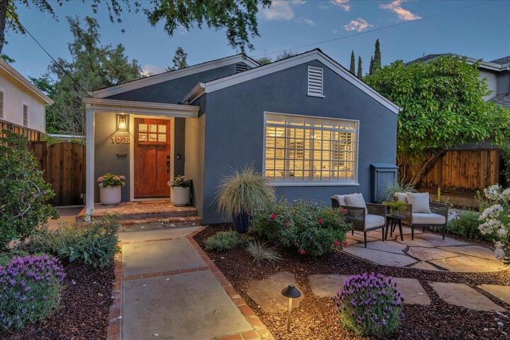 Property Photo:  1018 Delmas Avenue  CA 95125 