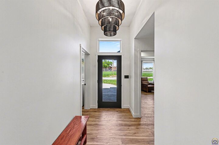 Property Photo:  3515 SW 19th St  KS 66604 