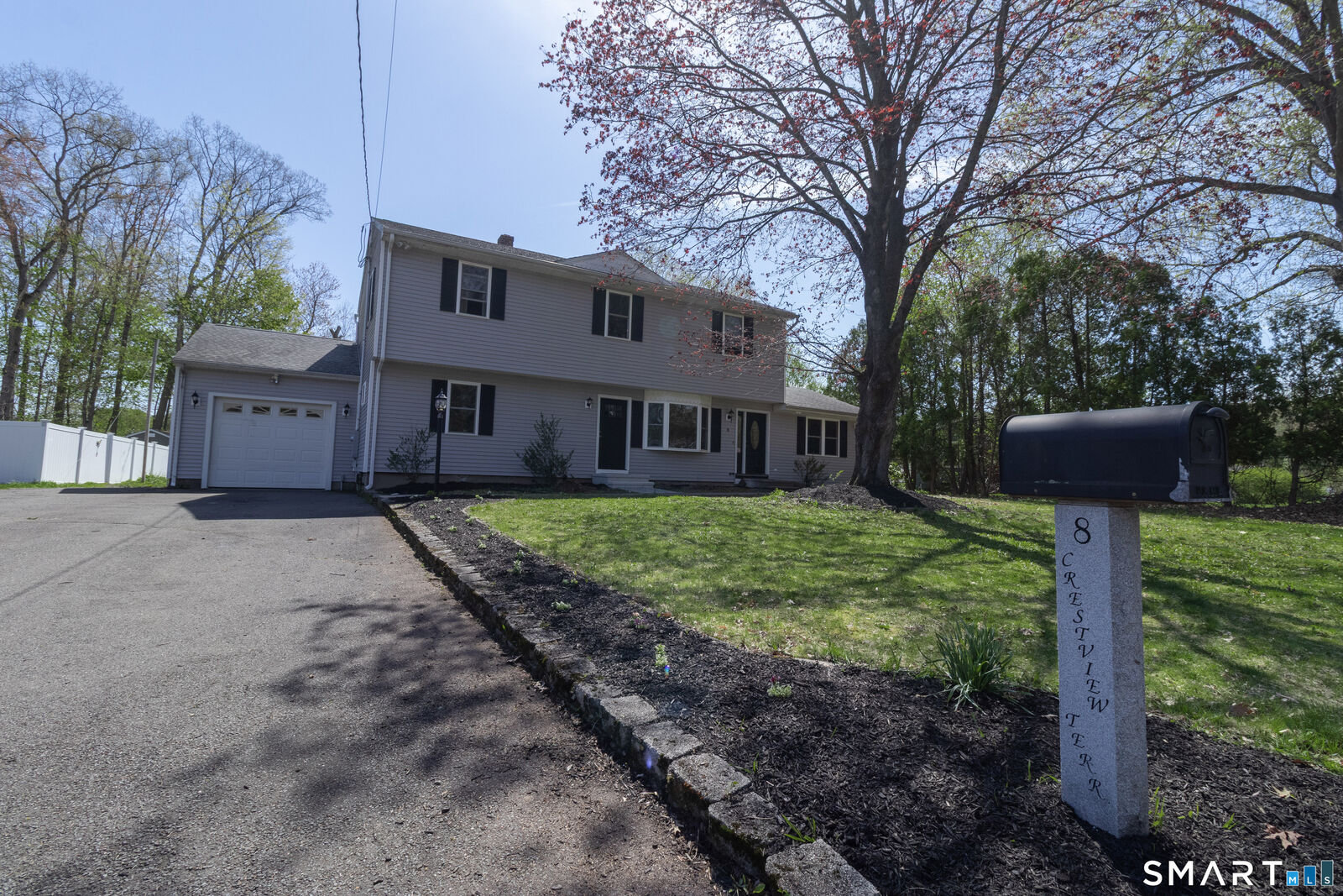 Property Photo:  8 Crestview Terrace  CT 06492 