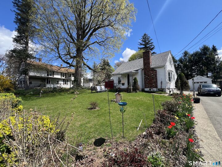 Property Photo:  1683 Baldwin Street  CT 06706 