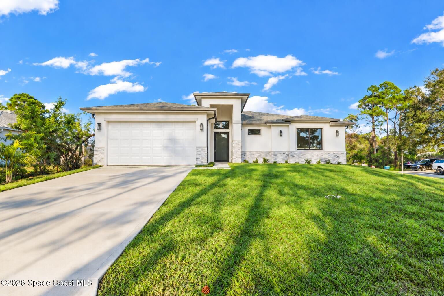 Property Photo:  571 El Sito Avenue SE  FL 32909 