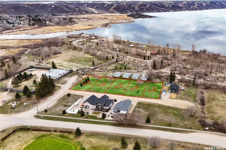 Property Photo:  101 Echo Ridge Bay  SK S0G 1S0 
