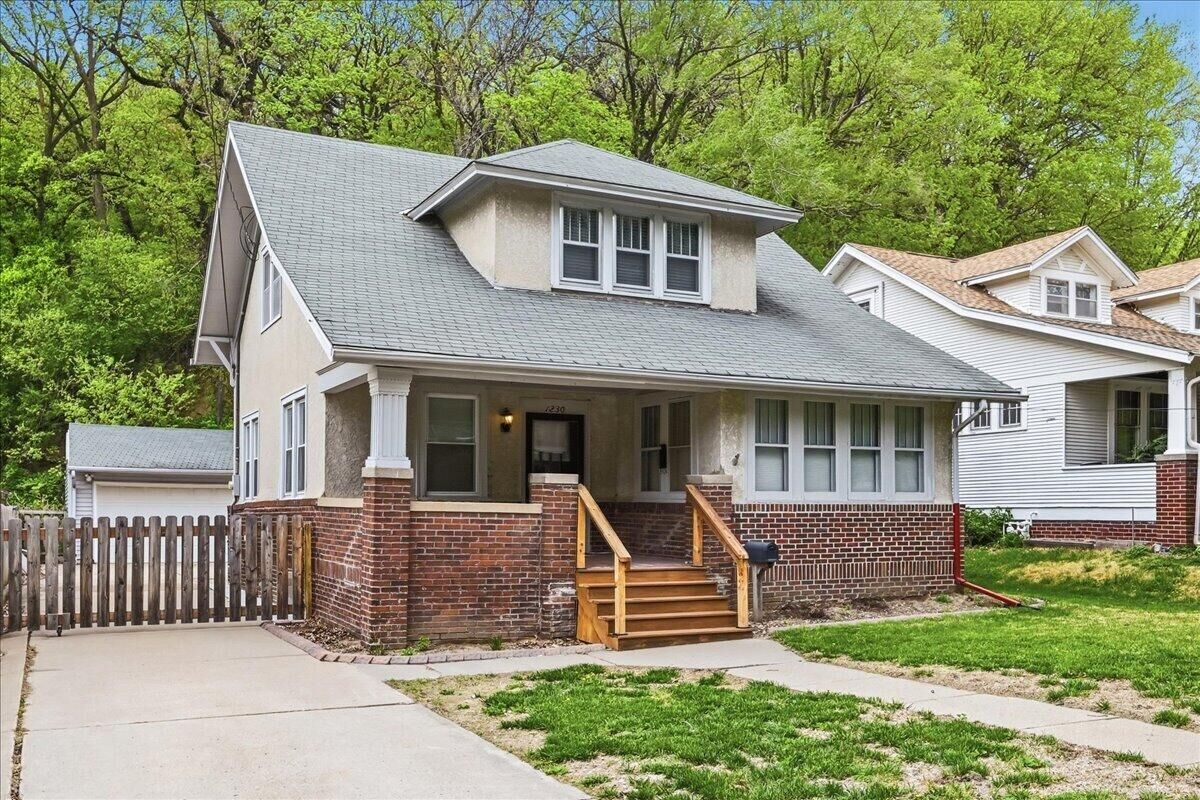 Property Photo:  1230 Fairmount  Avenue  IA 51503 