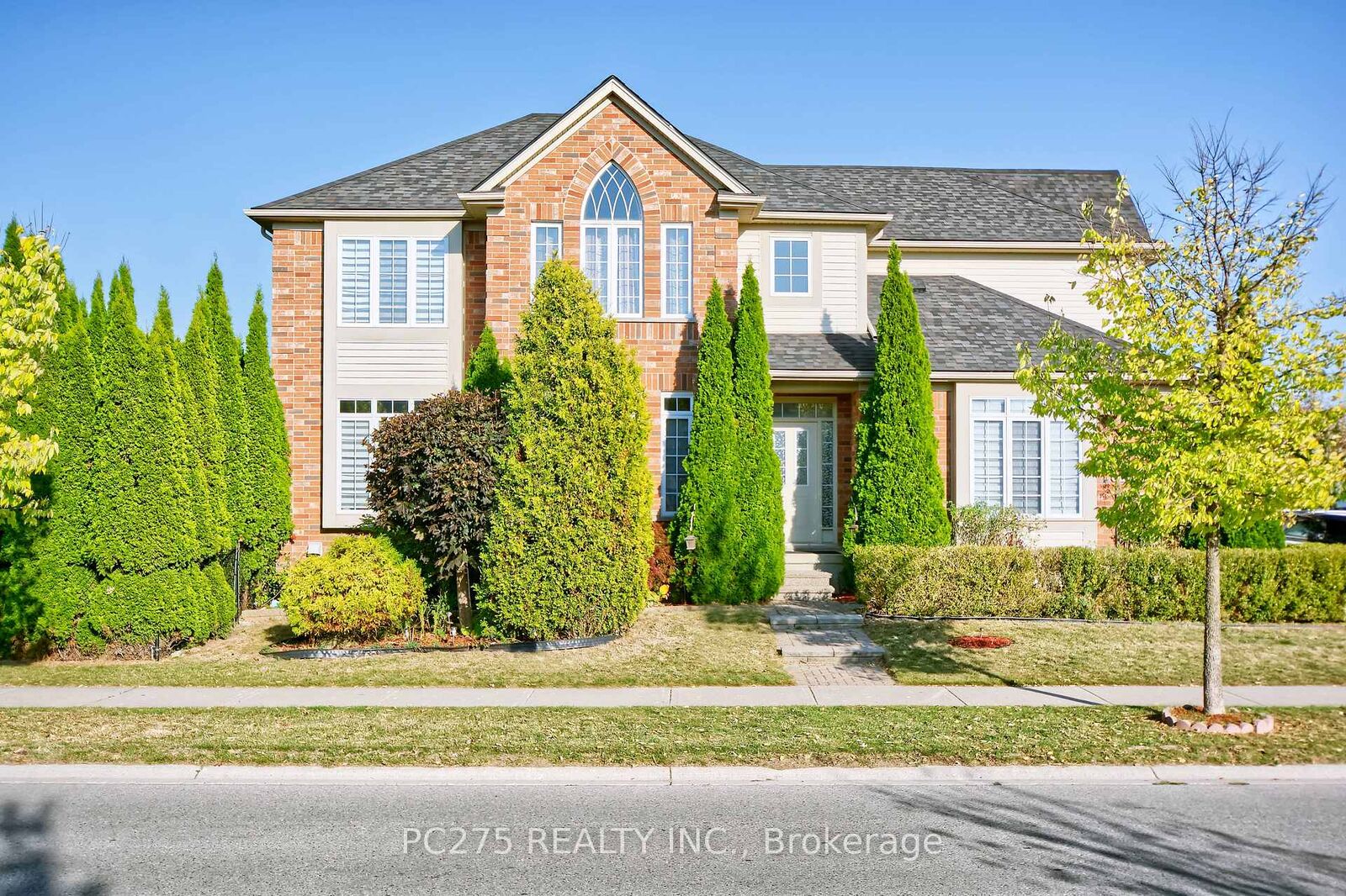 Property Photo: 2392 Asima Drive ON N6M 0B3