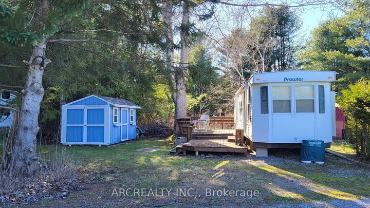 Property Photo: 147 Horseshoe Circle ON L0E 1N0