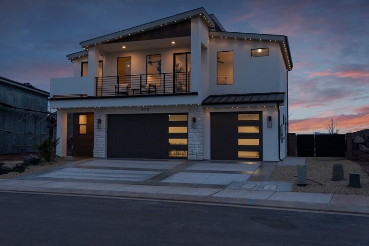 Property Photo:  972 E Coyote Crest Dr  UT 84780 