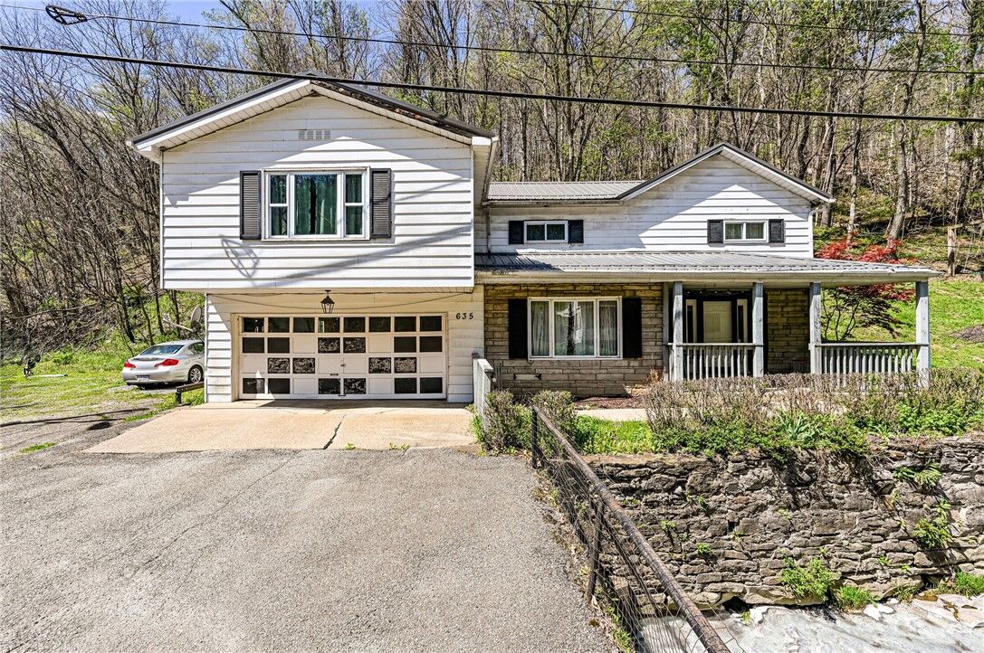 Property Photo:  635 State Route 981  PA 15479 