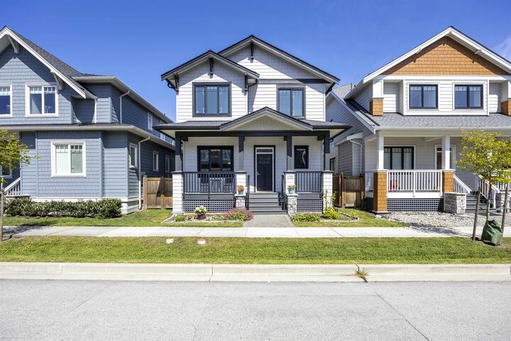 4705 Hazelnut Way — photo 1