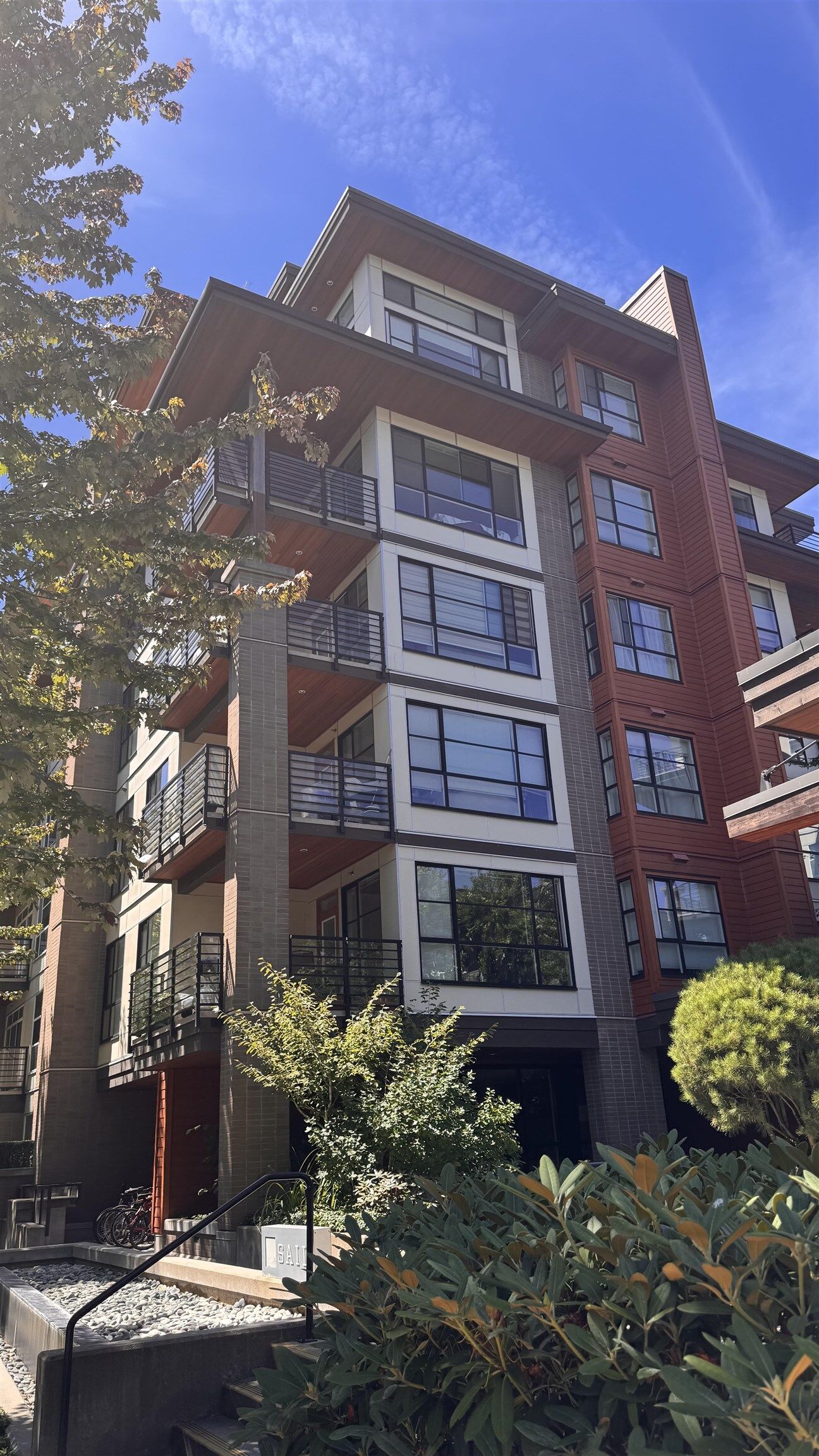 Property Photo: 5983 Gray Avenue 301 BC V6S 0G8