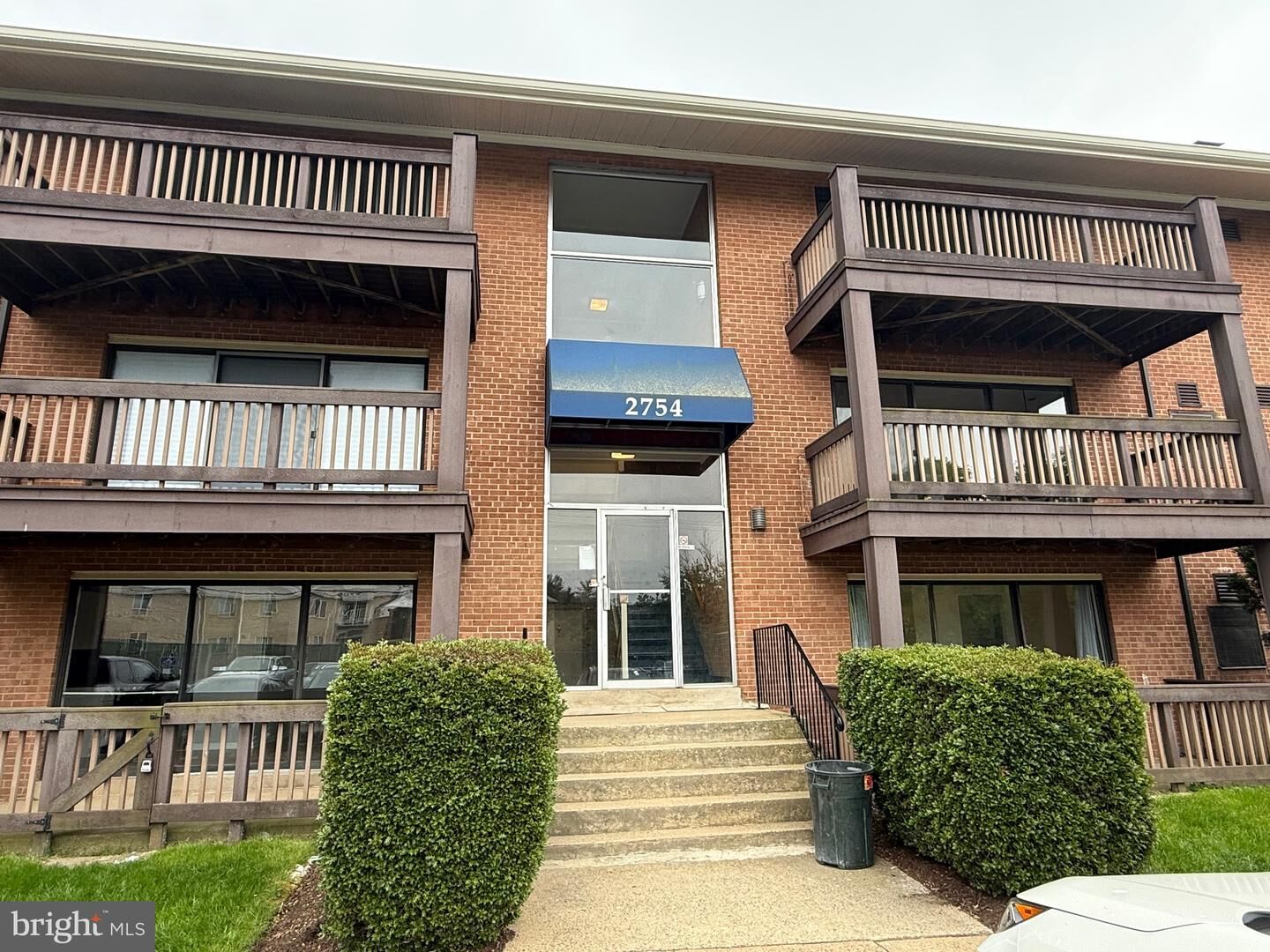 Property Photo:  