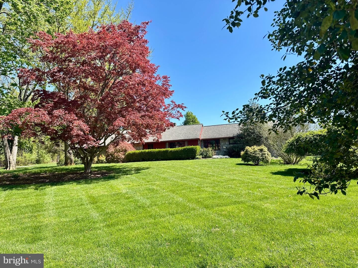 Property Photo:  29 Downing Circle  PA 19335 