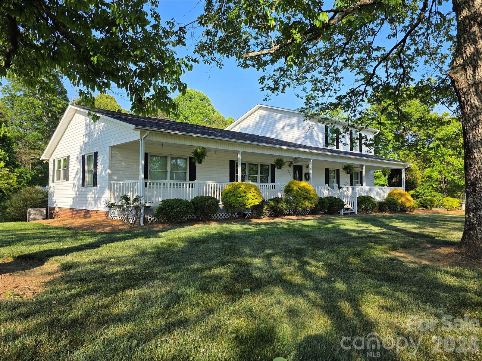 Property Photo:  6560 Sherrills Ford Road  NC 28609 