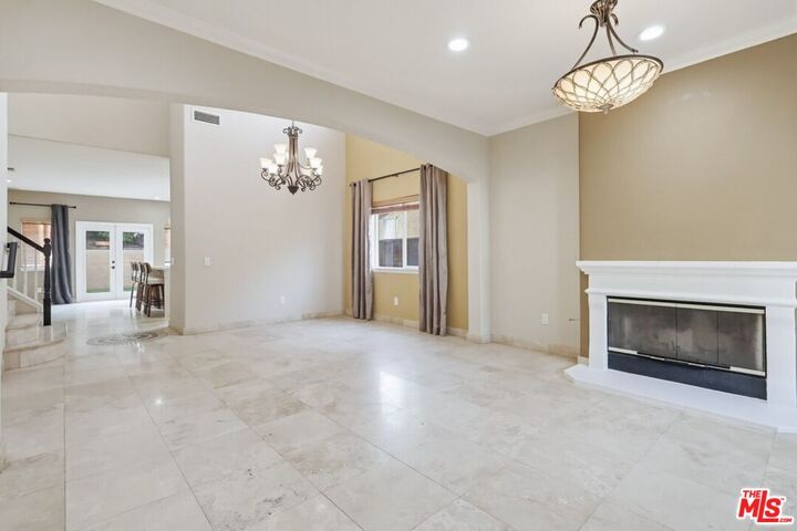 Property Photo:  5187 Knollwood Way  CA 91364 