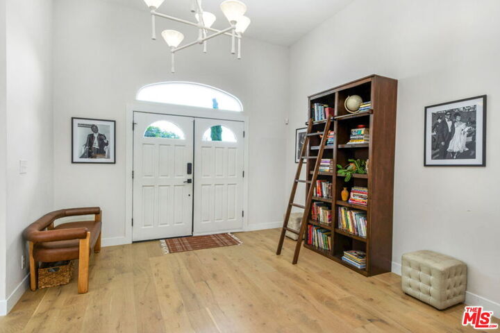 Property Photo:  5625 S Sherbourne Dr  CA 90056 