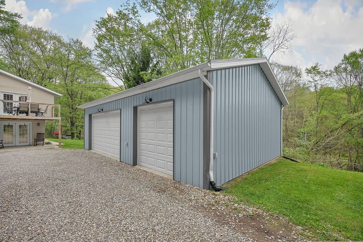Property Photo:  3001 Montgomery NE Road  OH 43055 