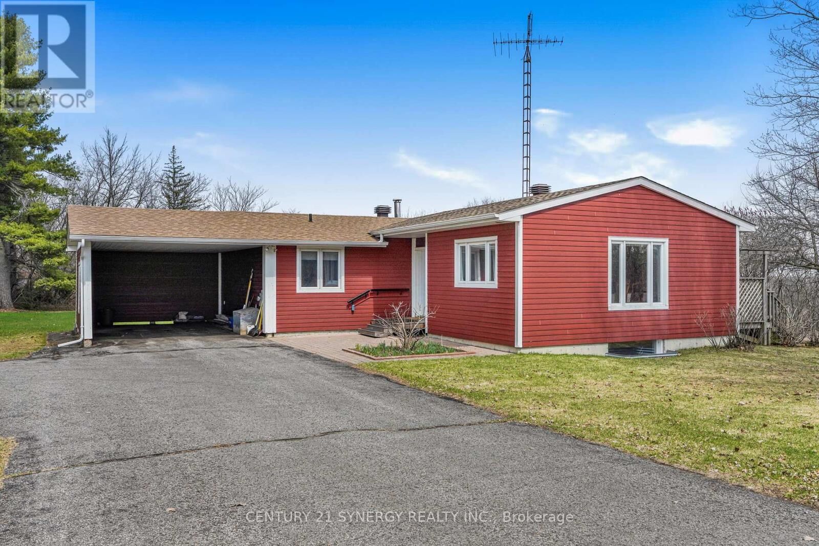 Property Photo:  551 Greenlane Road  ON K6A 2R2 