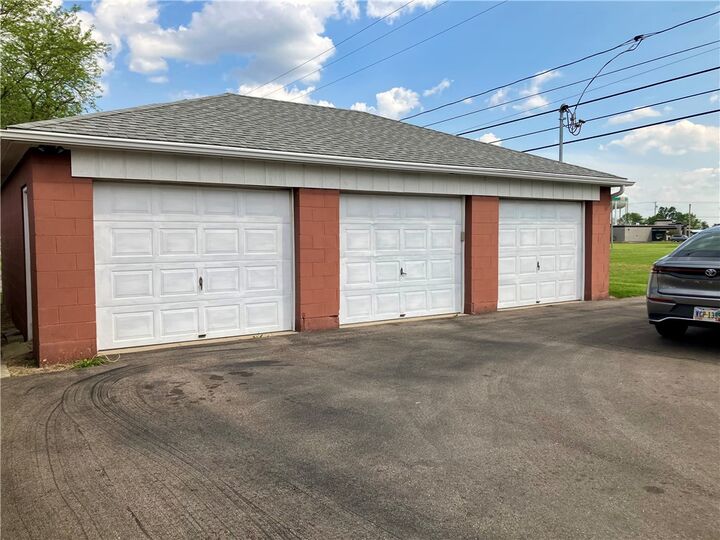 Property Photo:  450-456 Heather Street  OH 45322 