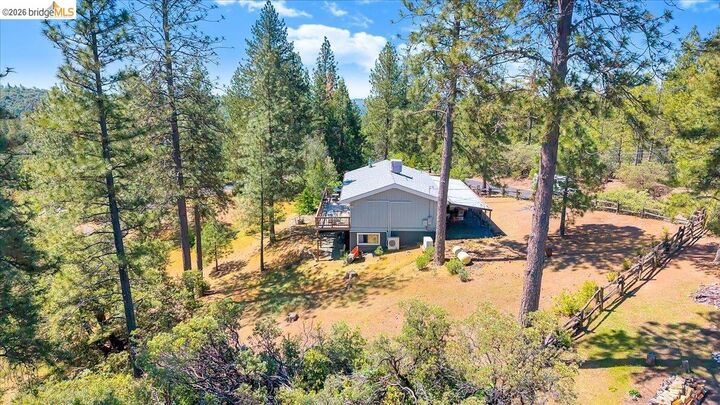 Property Photo:  18510 Wawona Dr.  CA 95321 