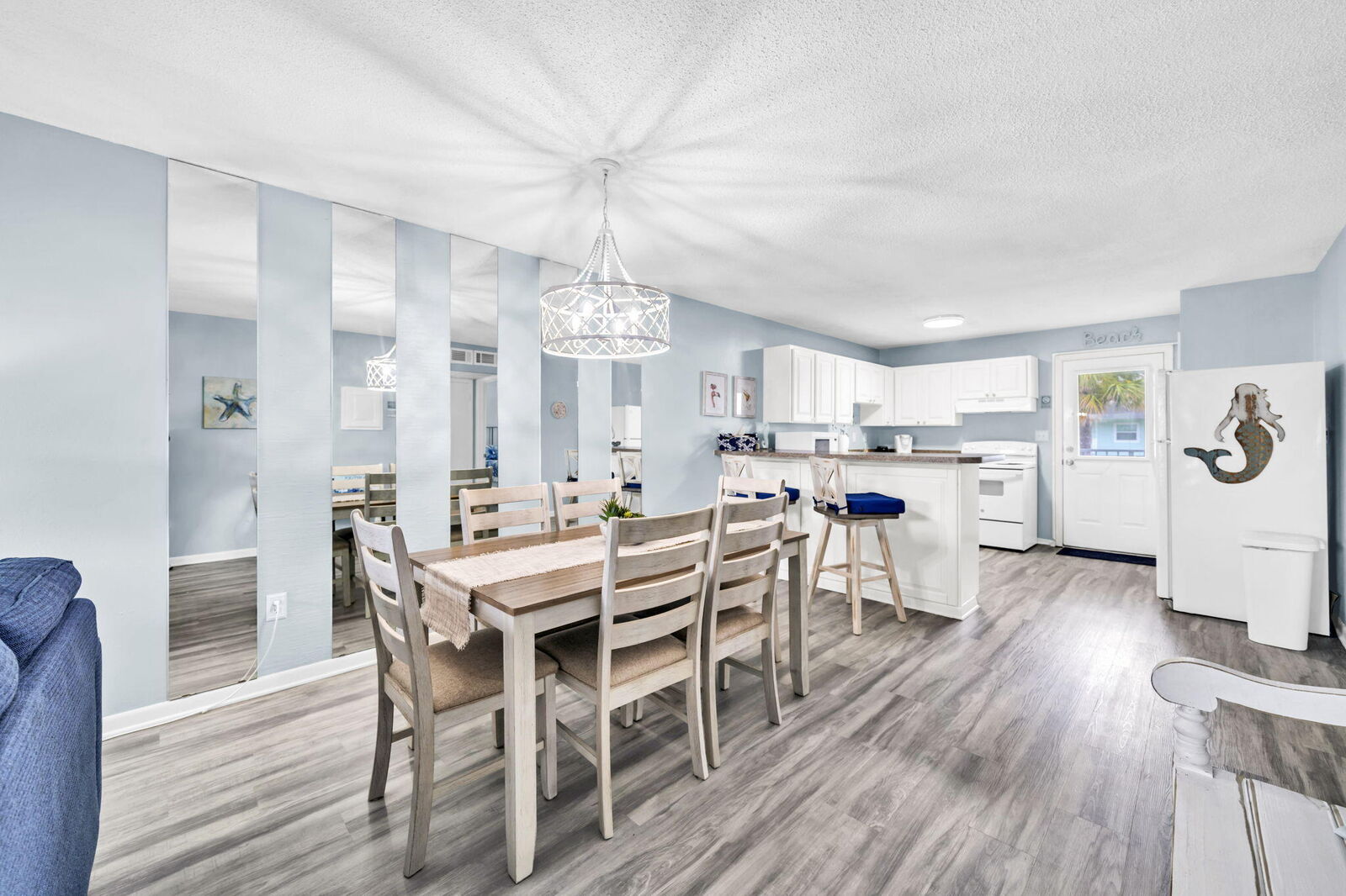Property Photo: 885 Santa Rosa Boulevard Unit 203-C FL 32548