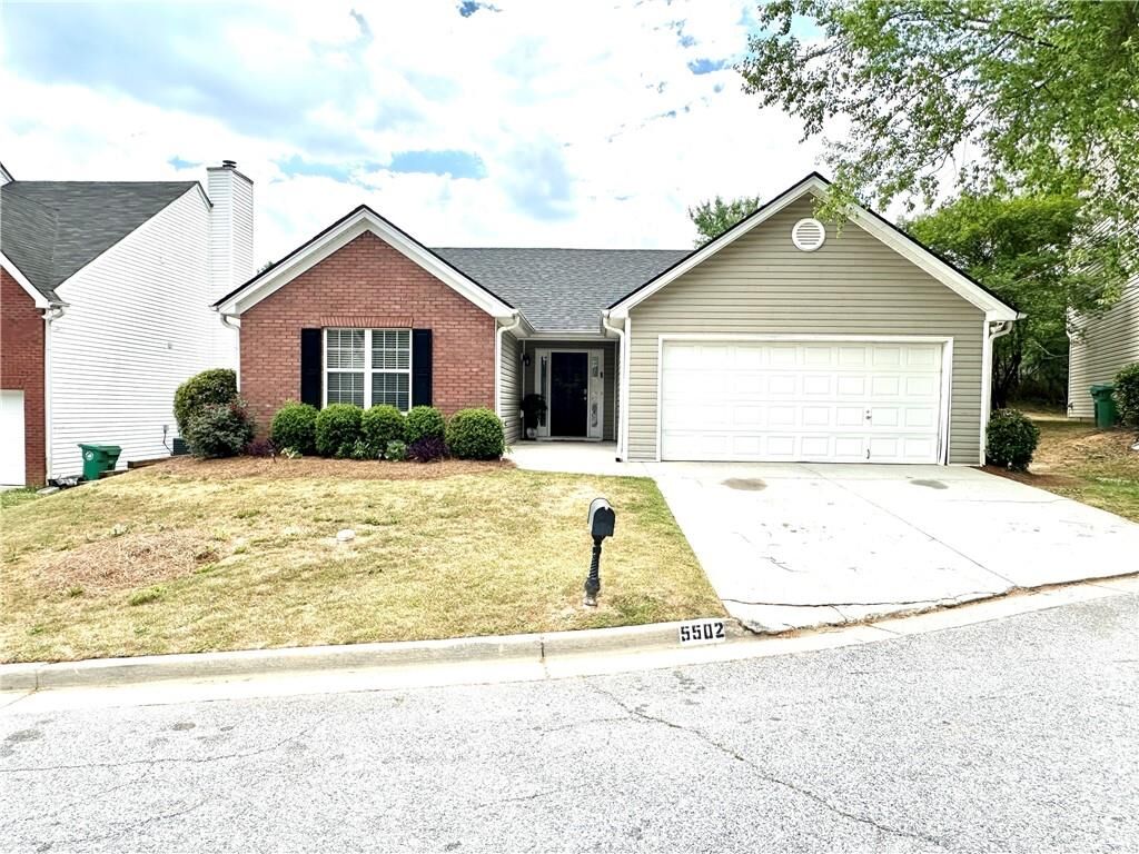 Property Photo: 5502 Walnut Lane GA 30038