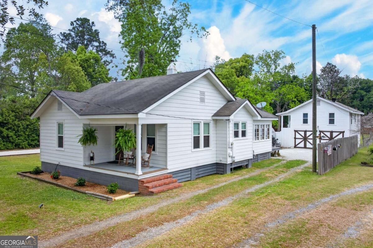 Property Photo:  90 Varnedoe Avenue  GA 31408 