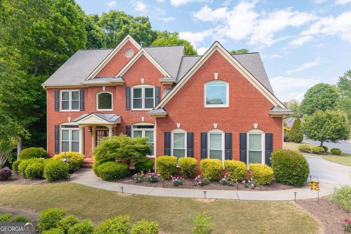Property Photo:  1850 Chattahoochee Run Drive  GA 30024 