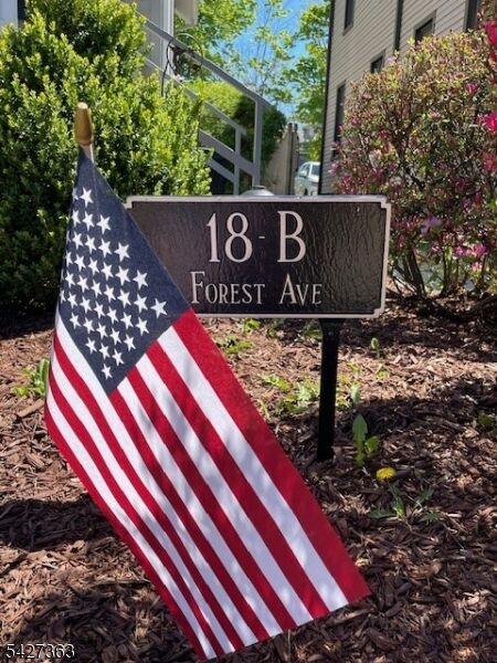 Property Photo:  18 Forest Ave B  NJ 07006 