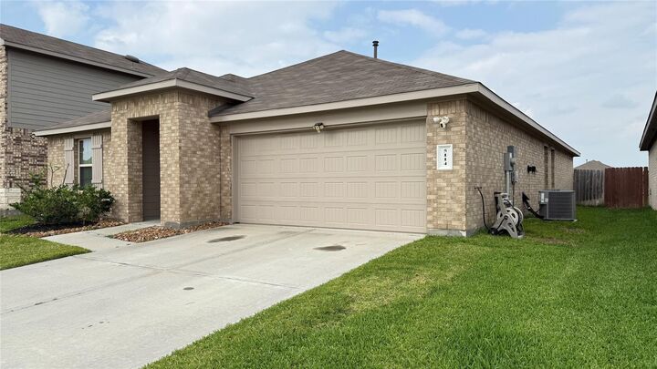 Property Photo:  5114 Moonlit Garden Lane  TX 77449 