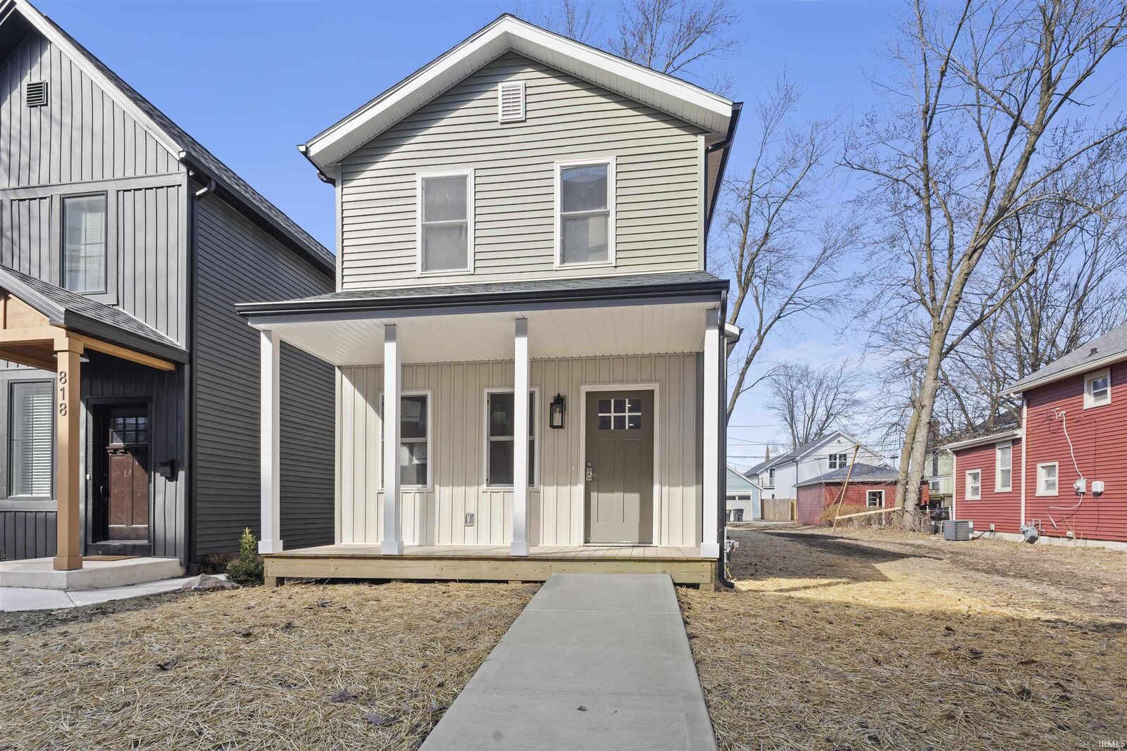 Property Photo:  816 Lavina Street  IN 46802-4029 