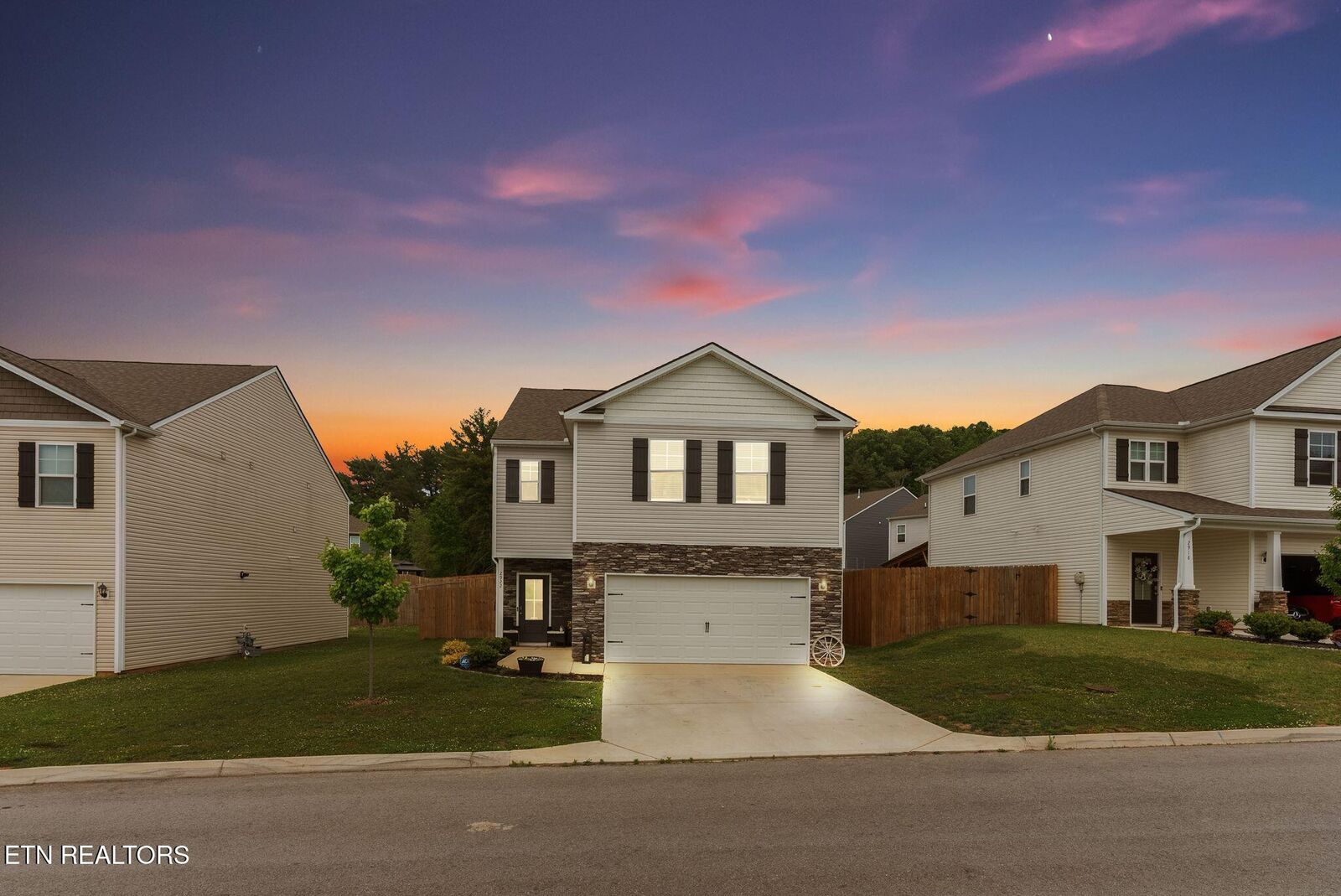 Property Photo:  2922 Red Flame Rd  TN 37921 