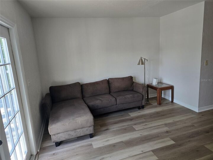 Property Photo:  1224 SW 16 Avenue F  FL 32601 