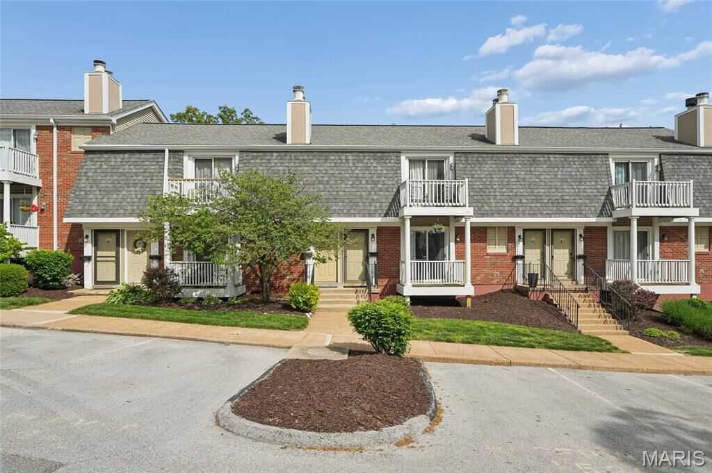 Property Photo:  1516 Thrush Terrace  MO 63144 
