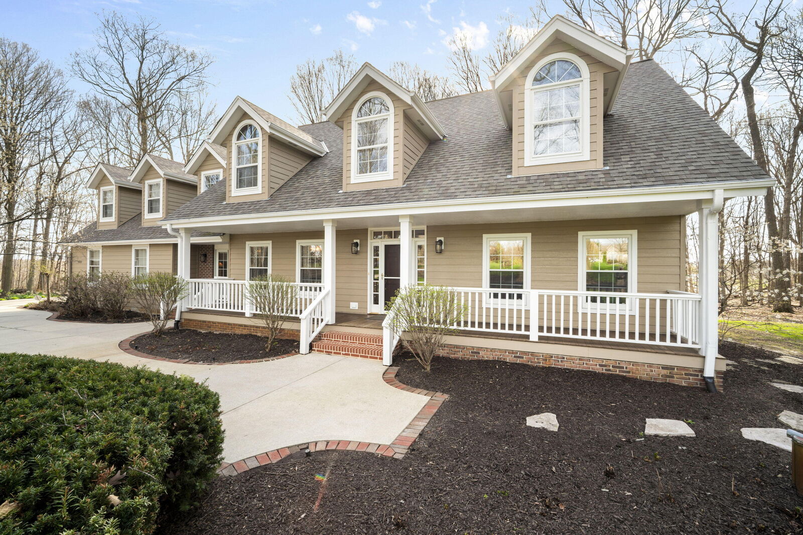 Property Photo:  1622 Moonlit Dr  WI 53076 