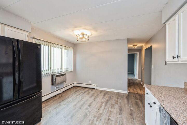 Property Photo:  6150 S Kensington Avenue 102  IL 60525 