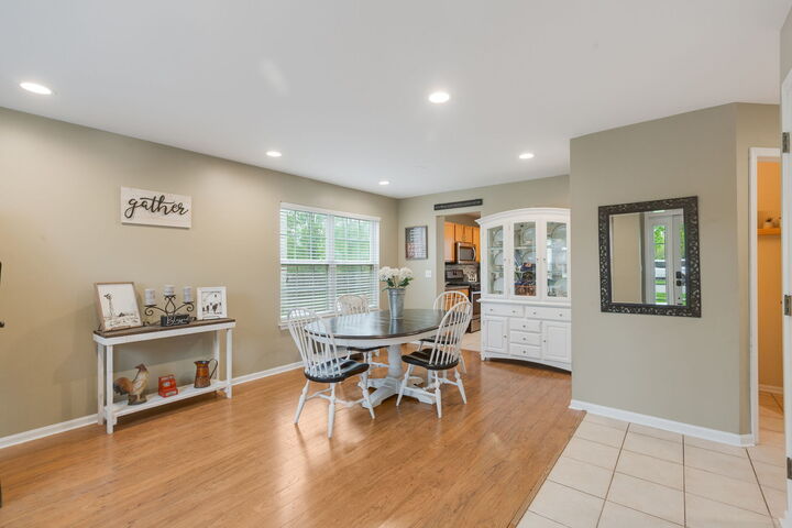 Property Photo:  274 Jasmine Circle  IL 60046 
