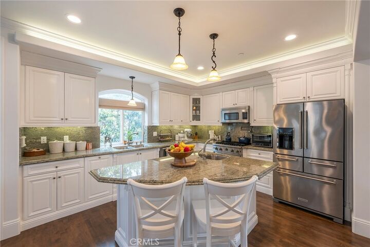 Property Photo:  2224 Gates Avenue B  CA 90278 