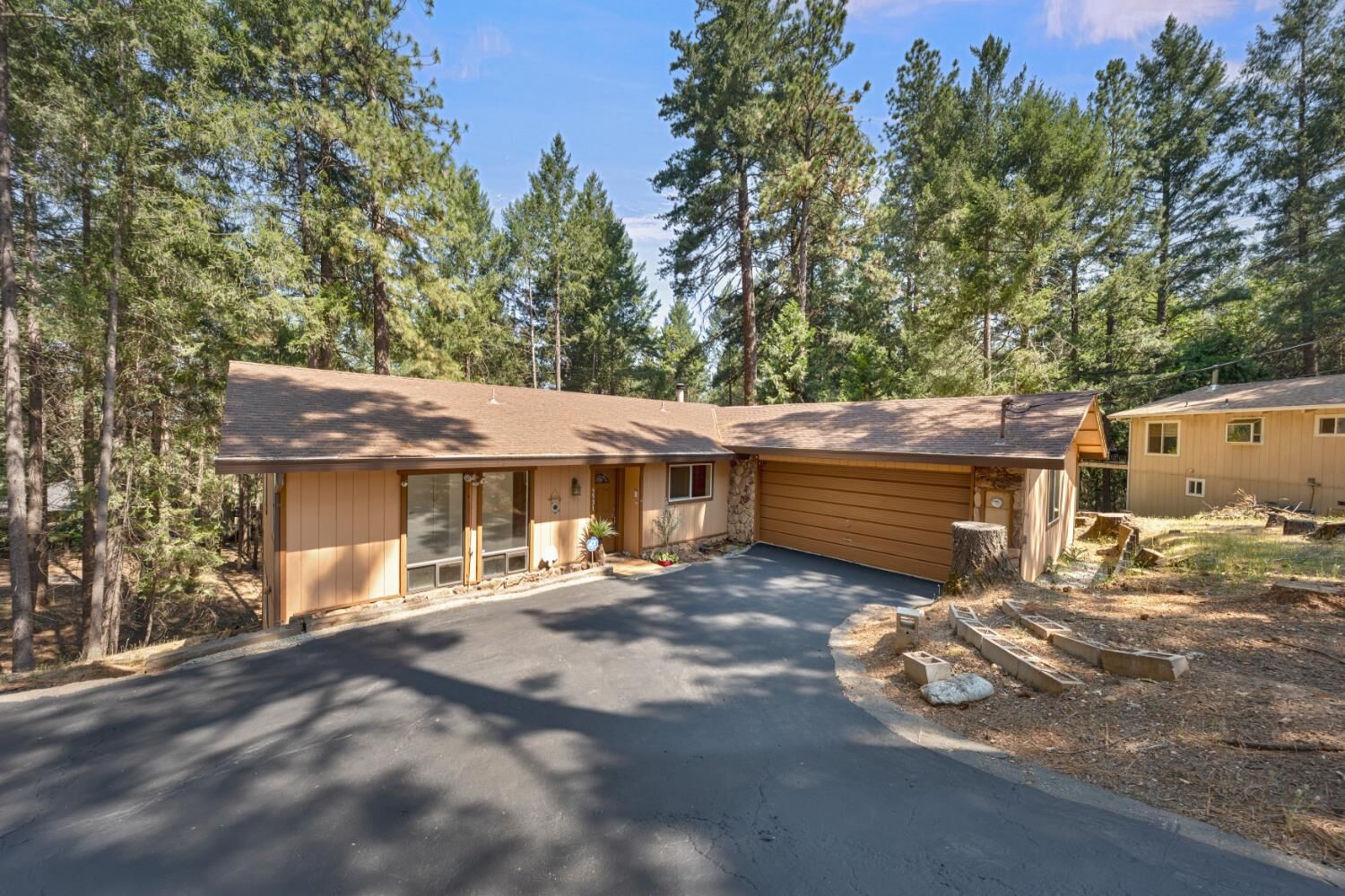 Property Photo:  5531 Begonia Drive  CA 95726 
