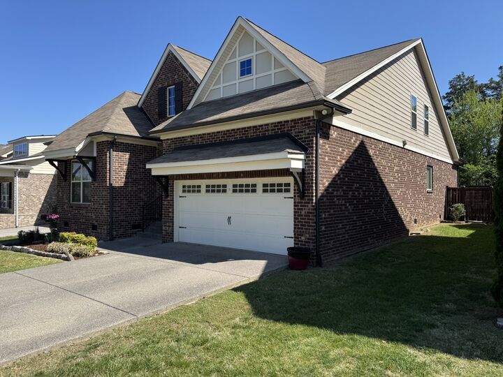 Property Photo:  9069 Macauley Ln  TN 37135 