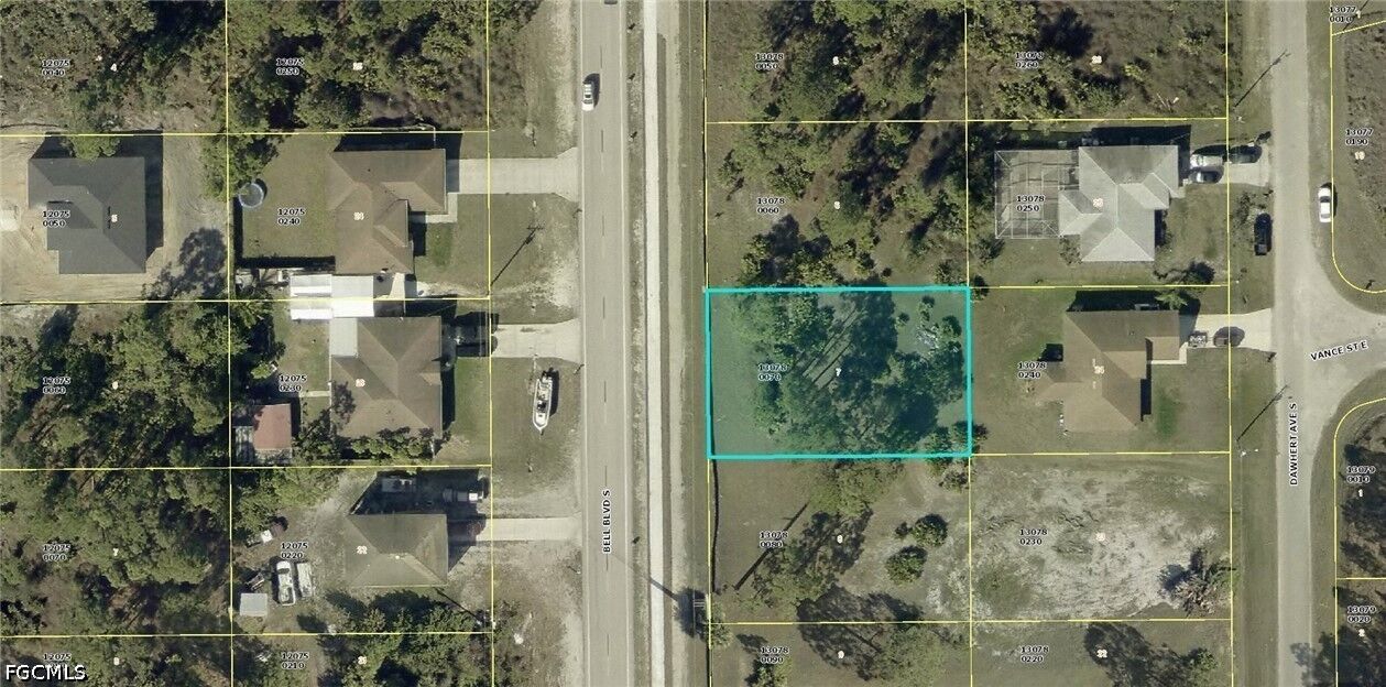 Property Photo:  849 Bell Boulevard S  FL 33974 